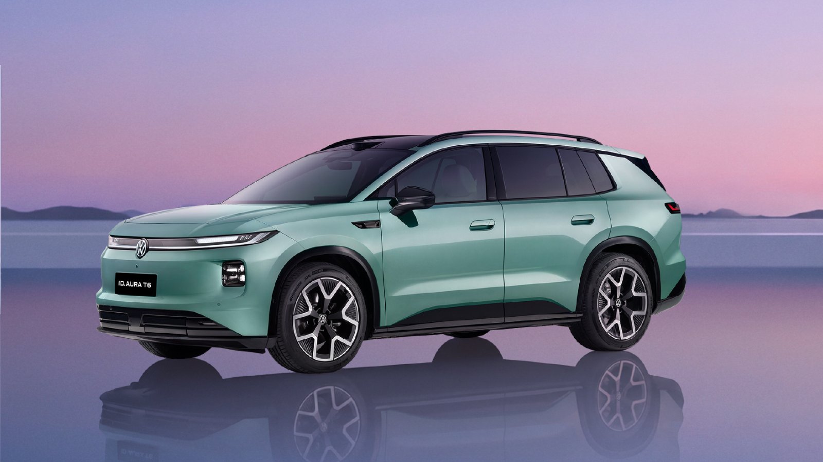 Green FAW-Volkswagen ID. AURA T6 electric SUV shown from the front three-quarter angle, with a roof-mounted LiDAR sensor.