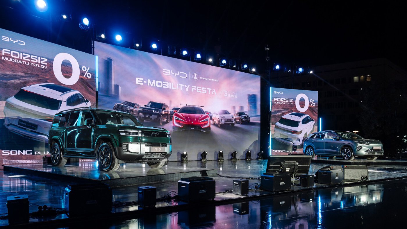 BYD Ti 7 SUV on stage at its launch event in Tashkent, Uzbekistan.