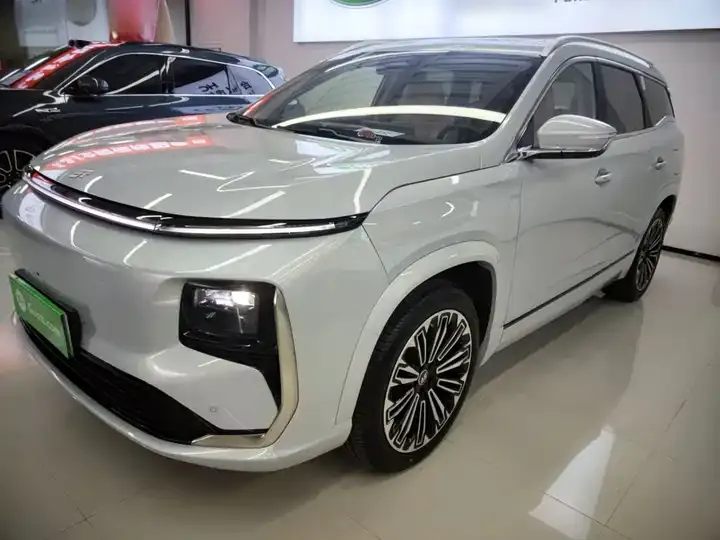 Jetour ShanHai L9 2025 1.5TD 2DHT Ultimate Edition 6 - View 1