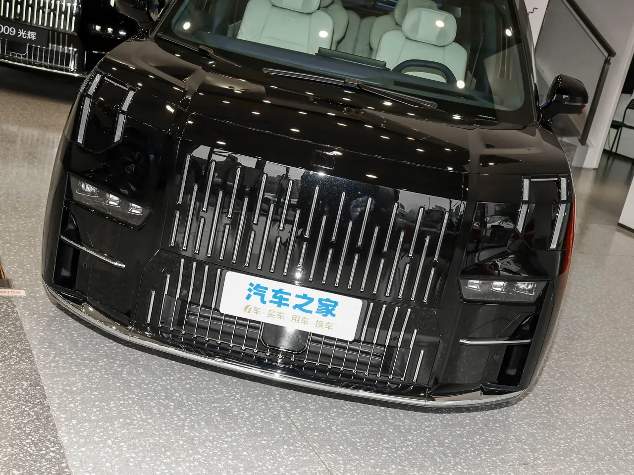 Zeekr 009 2024 six-seat executive four-wheel drive 140kWh 6