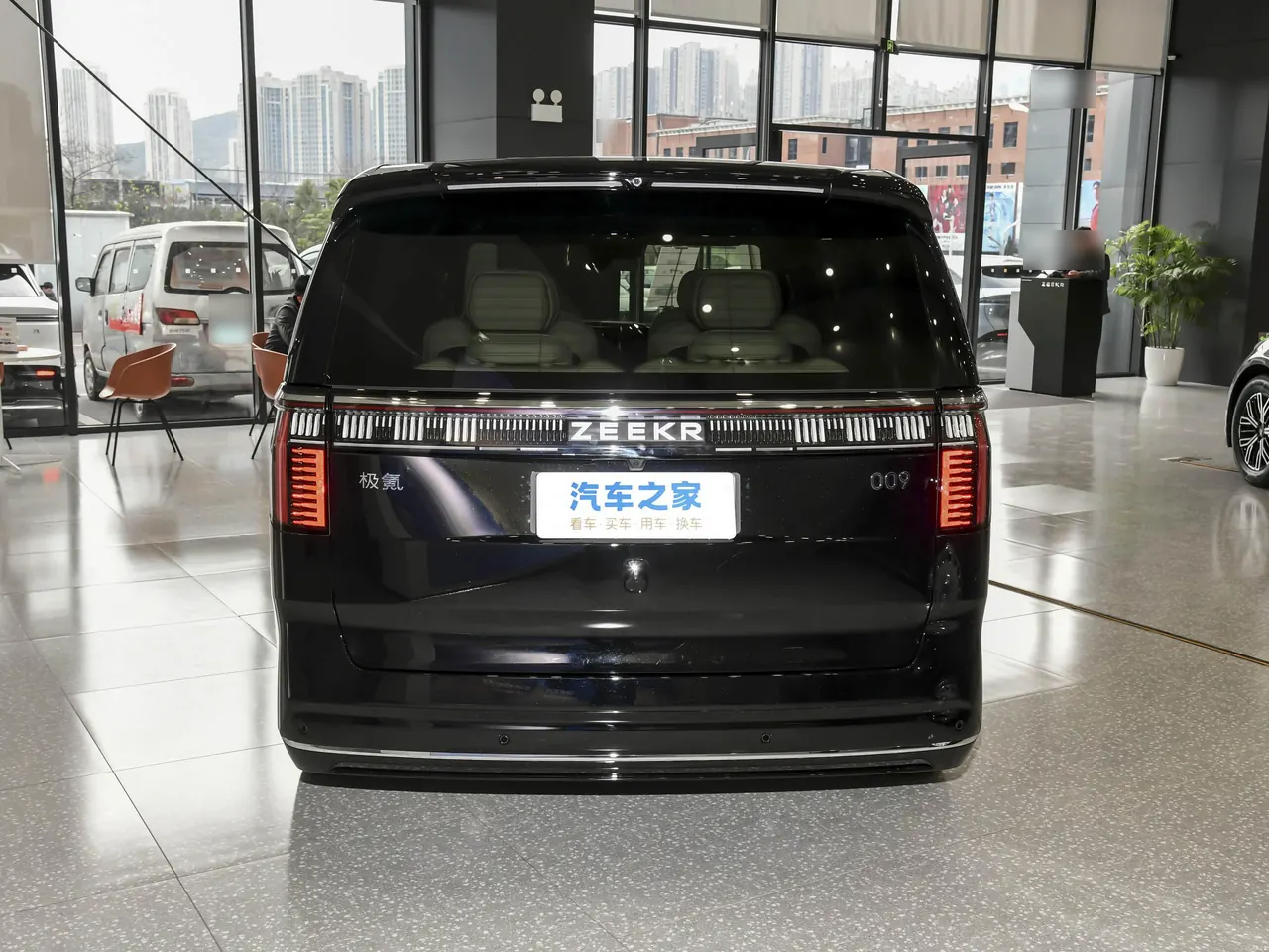 Zeekr 009 2024 six-seat executive four-wheel drive 140kWh 3