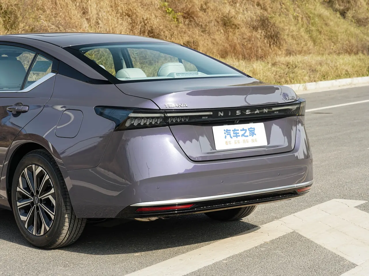 Teana 2026 Hongmeng Cockpit 2.0L Super Comfort Edition 2
