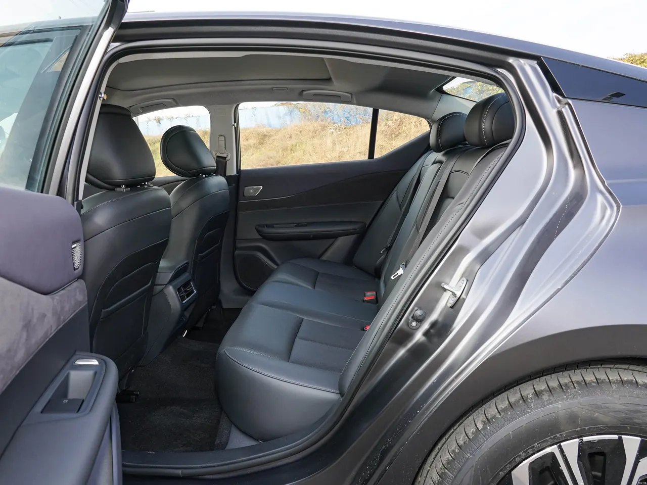 Teana 2026 Hongmeng Cockpit 2.0L Intelligent Super Comfort Edition 9