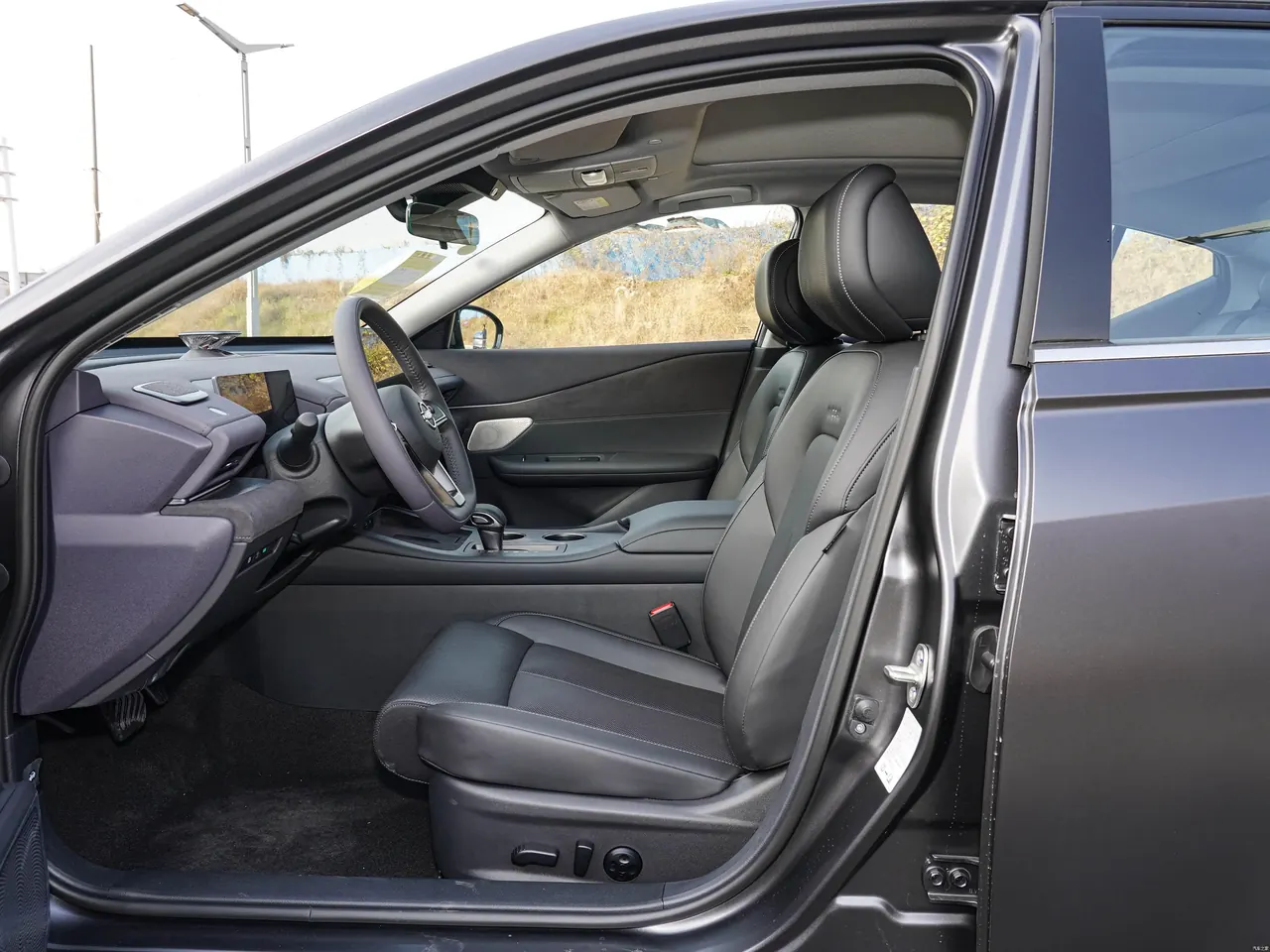 Teana 2026 Hongmeng Cockpit 2.0L Intelligent Super Comfort Edition 8