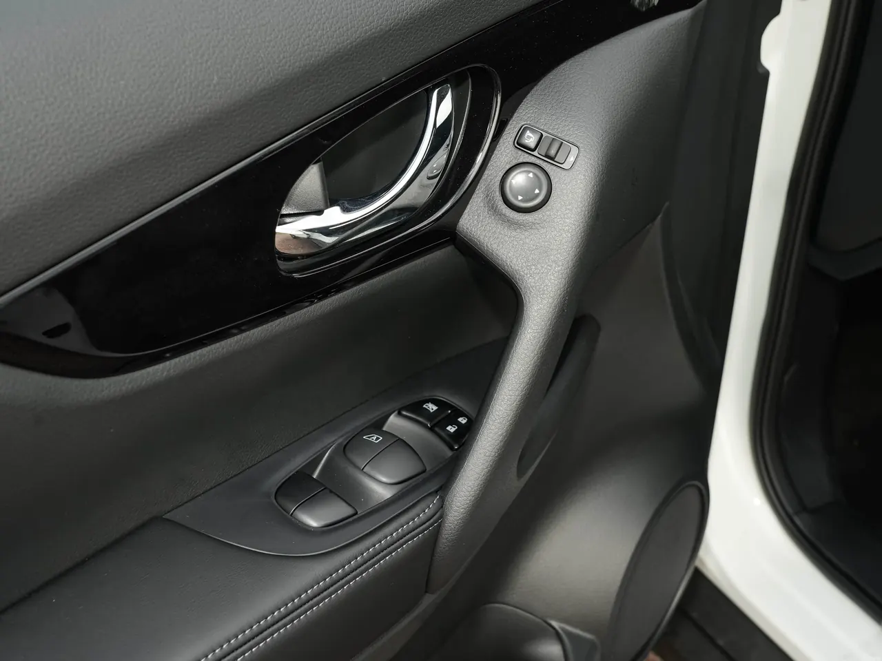 Qijun 2025 Honor 2.0L Two-Drive True Edition 13