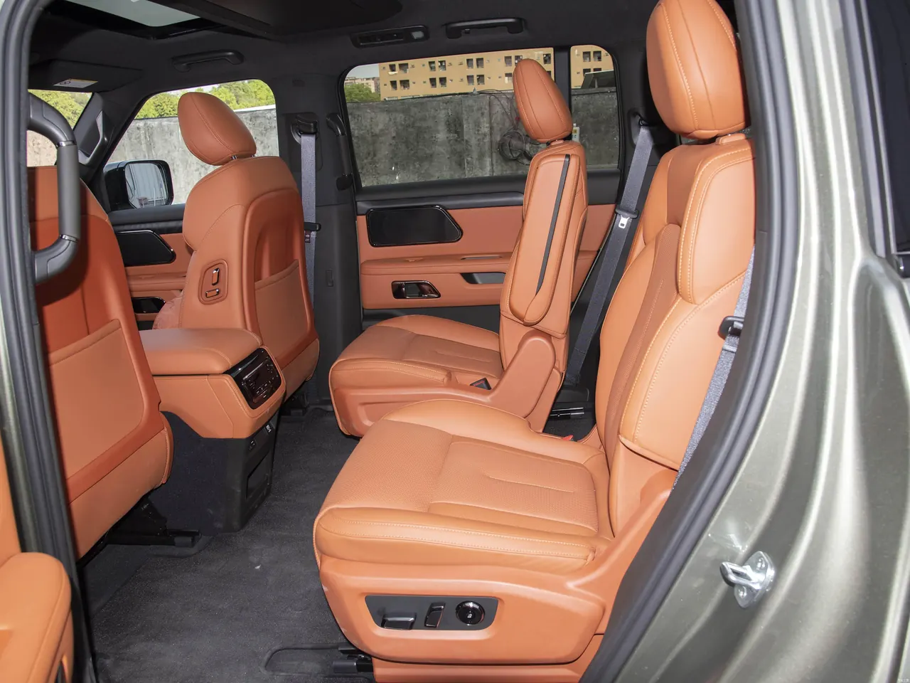 Polar Stone 01 2024 All-round 7-seat Long Endurance Edition 10