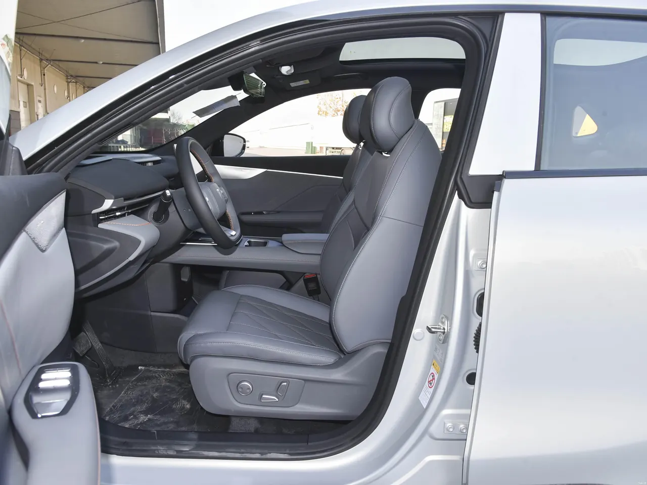 Deepal S05 2026 215Max Range-extended Edition 9