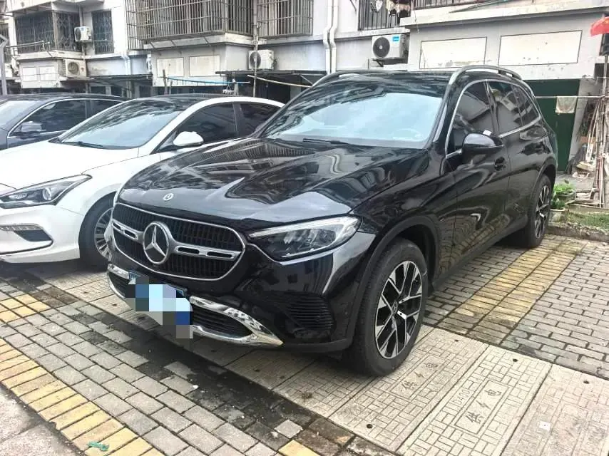 Open image lightbox: Mercedes Benz 2024 GLC 260 L 4MATIC 48V 2.0T Dynamic 5-Seater Automatic