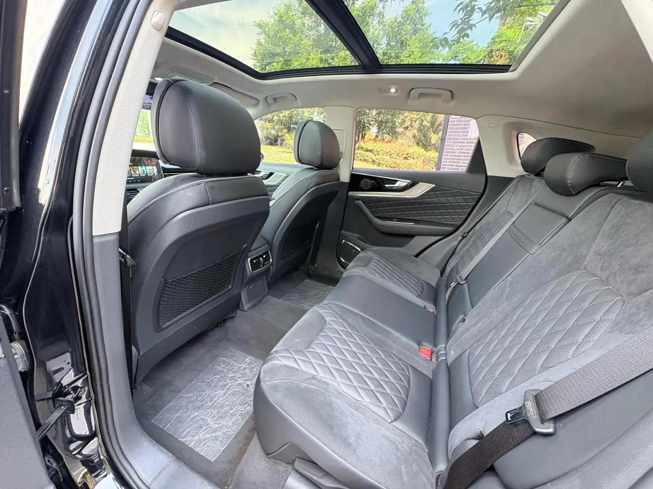 HongQi HS5 2019 2.0T Zhilian Flag Edition 6