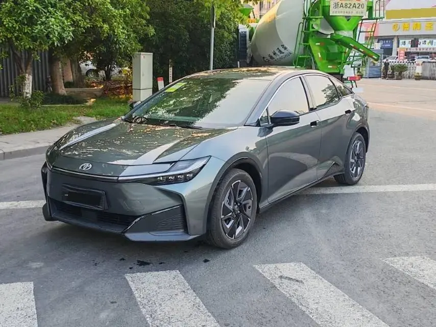 Open image lightbox: Toyota 2026 bZ3 Smart Home PRO Automatic Gear