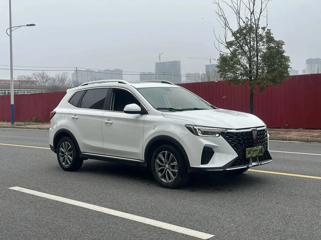Roewe 2023 RX5 PLUS 1.5TGI 330TGI Lingchao Zhihui Edition Automatic Gear 3