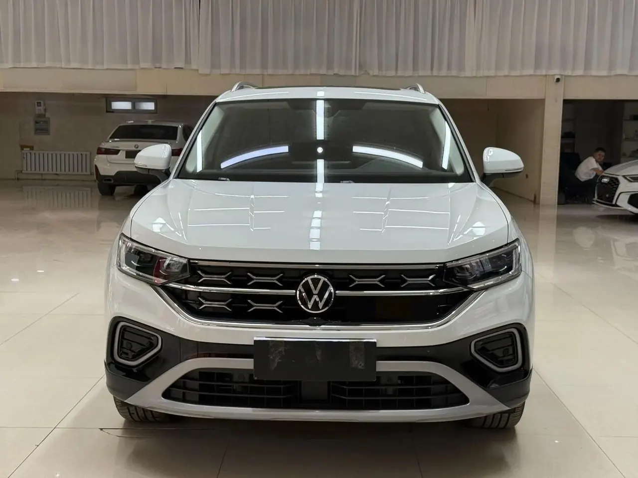 Tangyue 2023 280TSI Front-Wheel-Drive Luxury Plus Upgrade Version 2