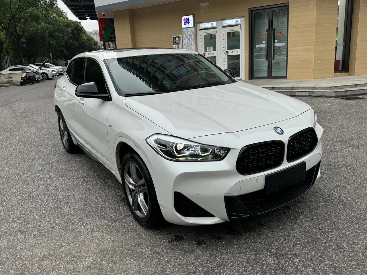 BMW 2023 X2 sDrive25i 2.0T M Sport Night Edition Automatic 3