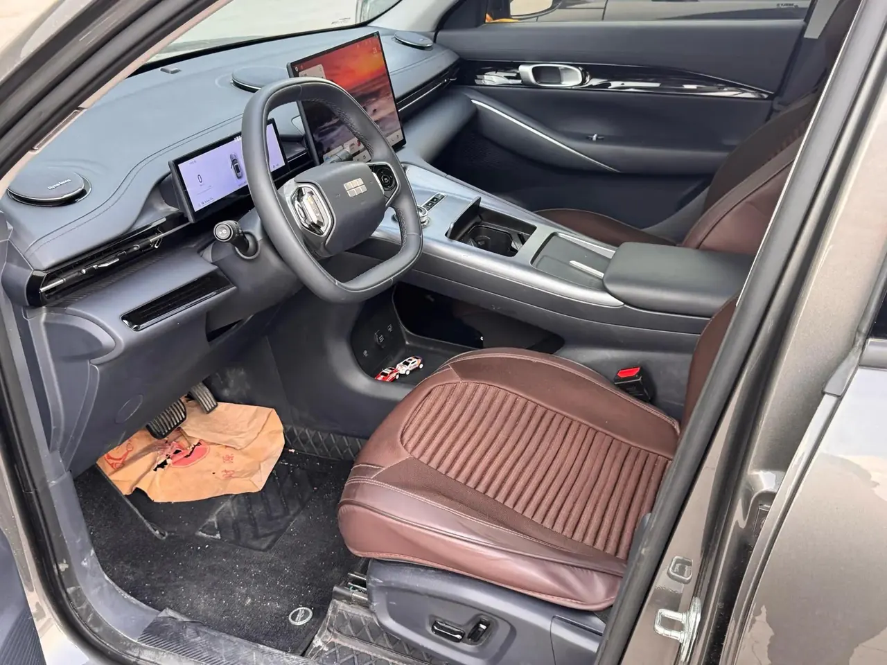 Geely Galaxy 2026 E 5 530km Discovery Edition Automatic Gear 2