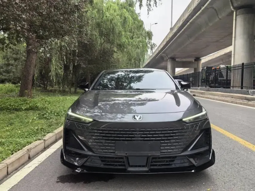 ChangAn 2023 UNI-V 1.5T Sport Edition Automatic 2