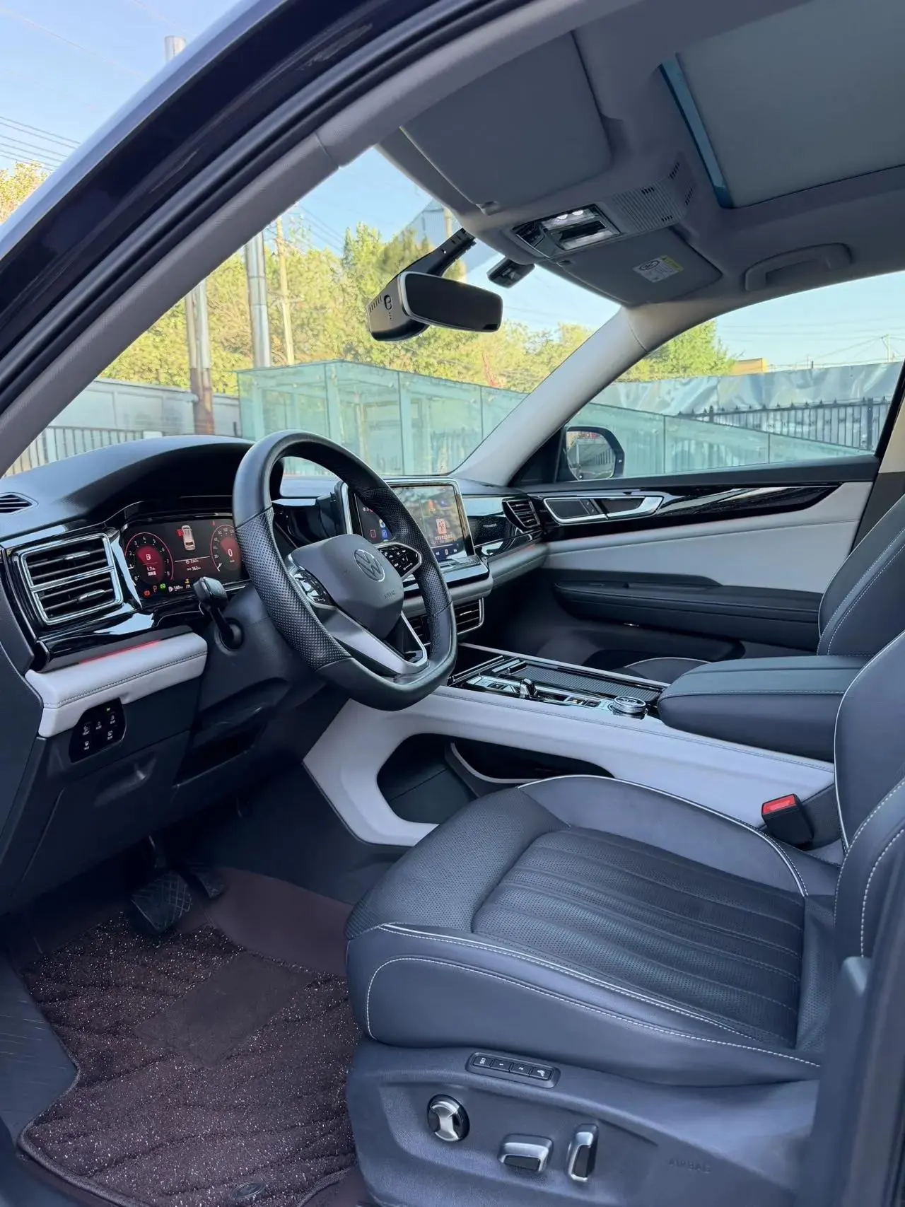 Tang 2021, 530 V6, Four-Wheel Drive, Prestige Luxury Edition 4