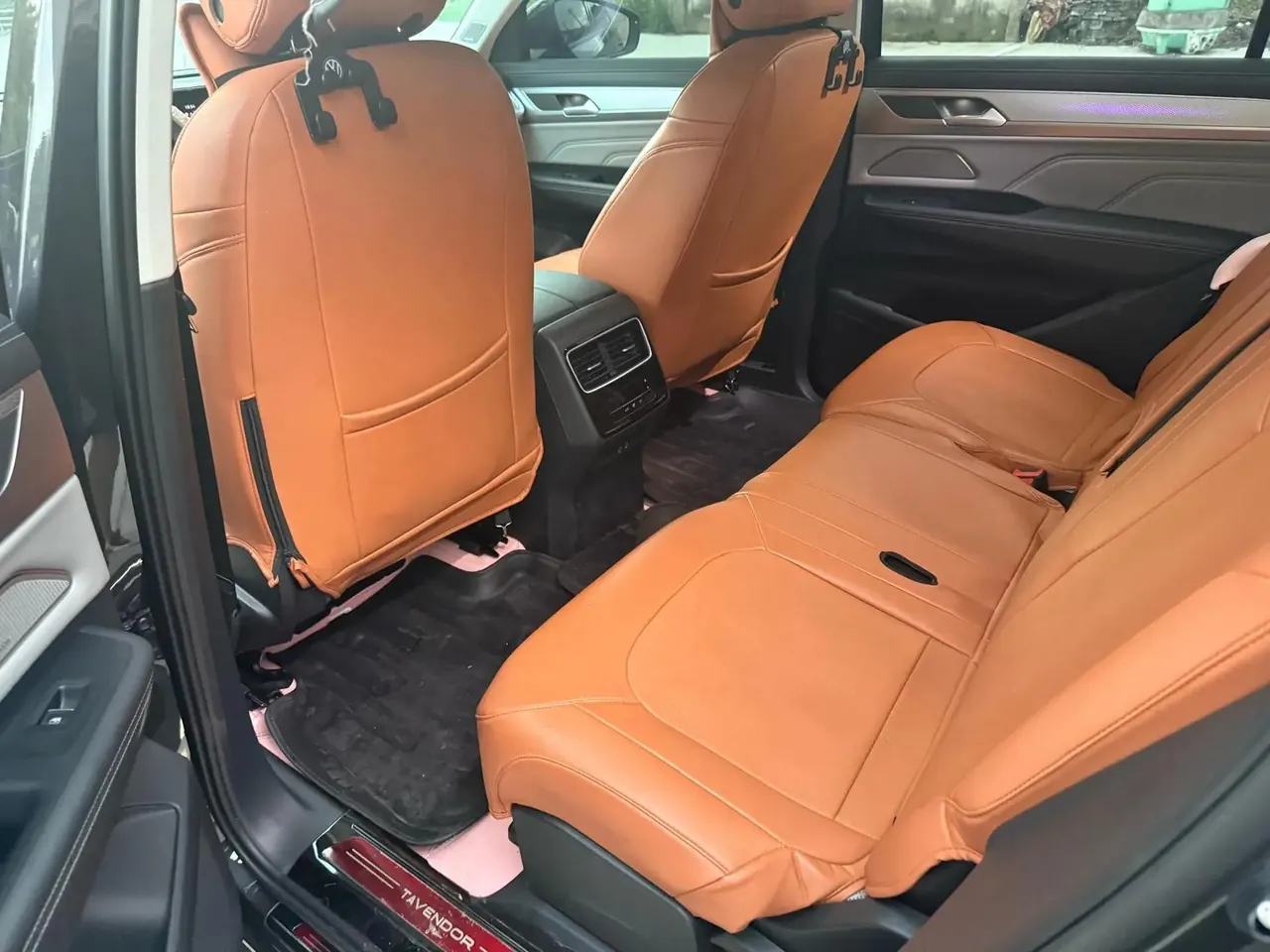 Volkswagen 2023 model tour R-Line 2.0TSI 380TSI four-wheel drive tour version automatic gear 3
