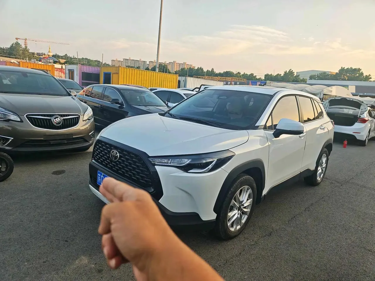Open image lightbox: Toyota 2023 Corolla Cross 2.0 CVT Elite Edition Automatic