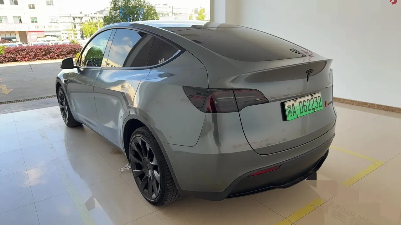 Model Y 2022 long-range all-wheel drive 6