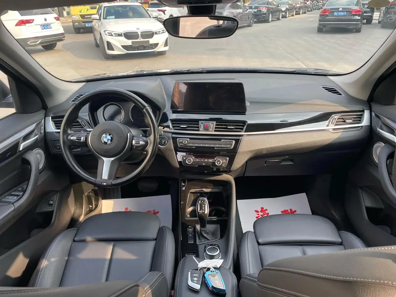 BMW X1 2022 sDrive20Li Luxury Model 5