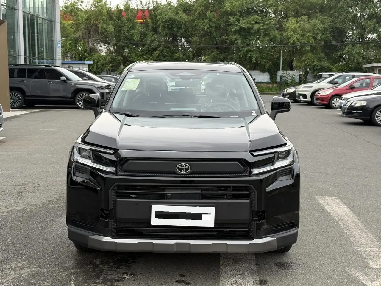 丰田 2026款 RAV4荣放 2.0 无级 四驱豪华版 自动挡 2