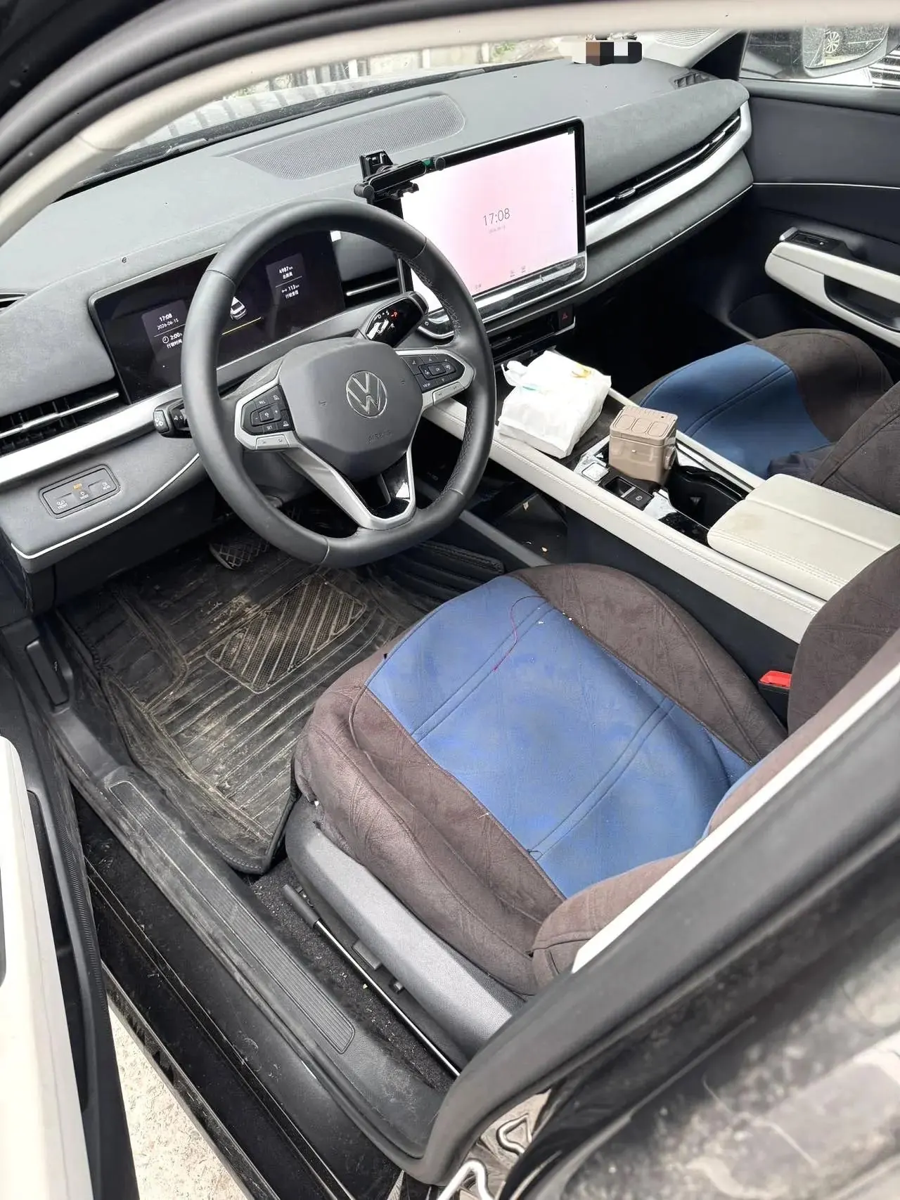Volkswagen 2026 Sagittarius L 1.5TSI 300TSI Elite Automatic 2