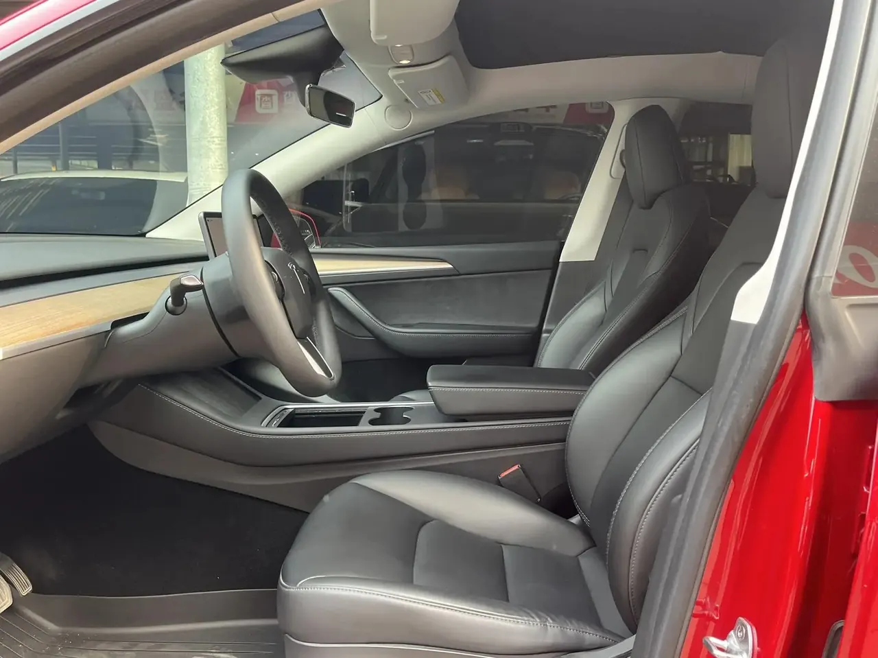 2022 Model Y Refreshed Rear-Wheel-Drive Version 3