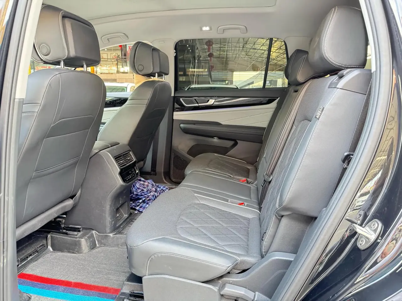 Volkswagen 2024 Tuang 2.0TSI 380TSI 4WD Respect Deluxe Automatic Transmission 6