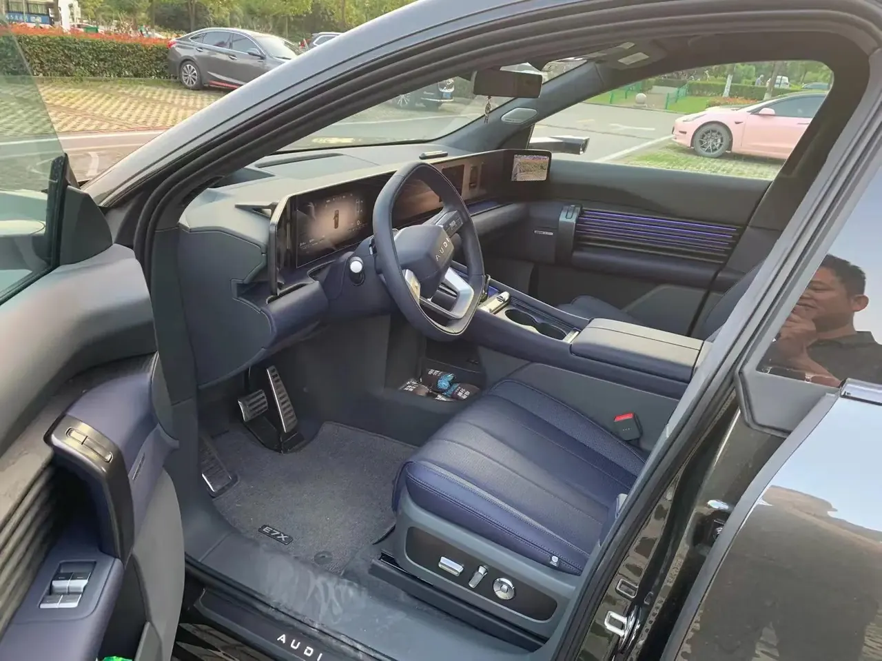 奥迪 2026款 E7X 先锋Quattro型 自动挡 2