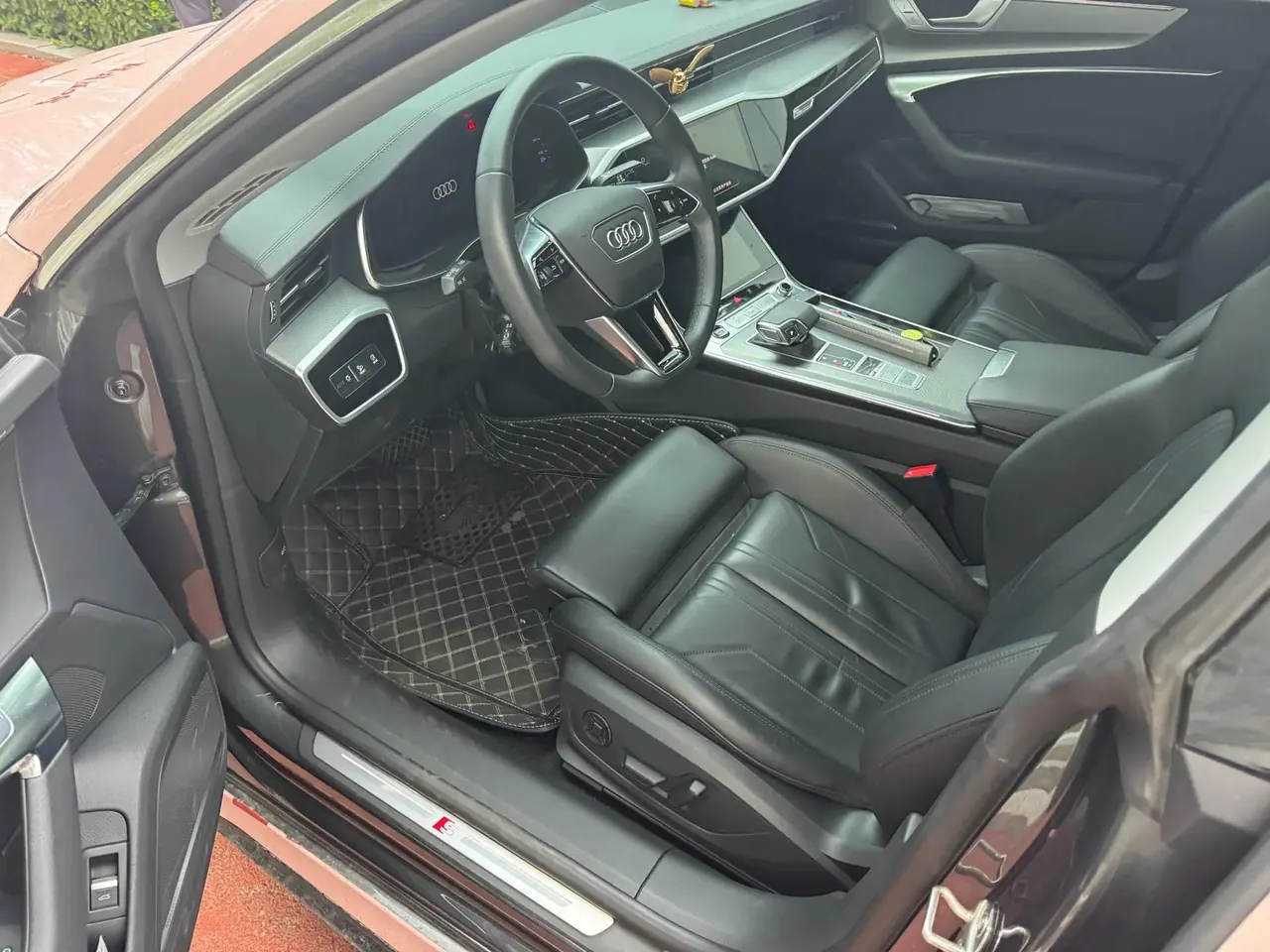 Audi A7 (Imported) 2023 A7 Sportback 2.0TFSI 45TFSI Automatic Gear Selection 3