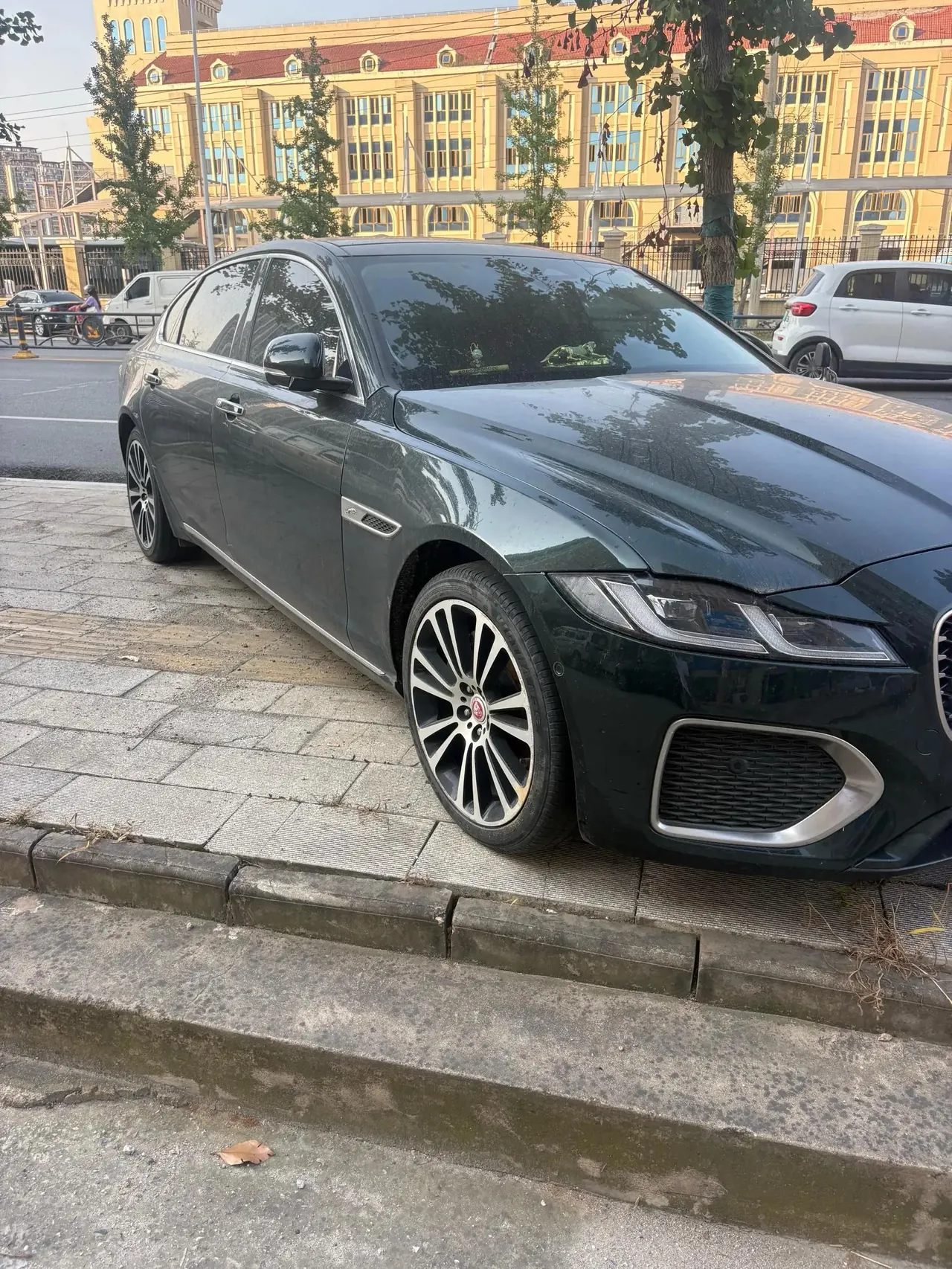 Jaguar XFL 2021 XFL 2.0T P 12500.00g Drive Enjoy Deluxe Edition 5