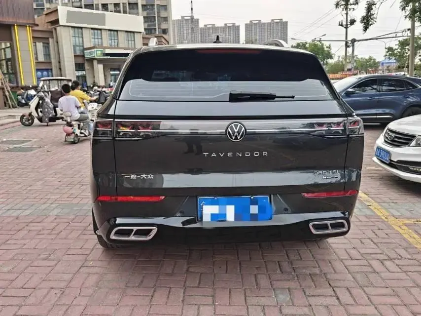 Volkswagen 2023 model tour R-Line 2.0TSI 380TSI four-wheel drive parade version automatic gear 5