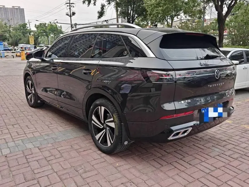 Volkswagen 2023 model tour R-Line 2.0TSI 380TSI four-wheel drive parade version automatic gear 6