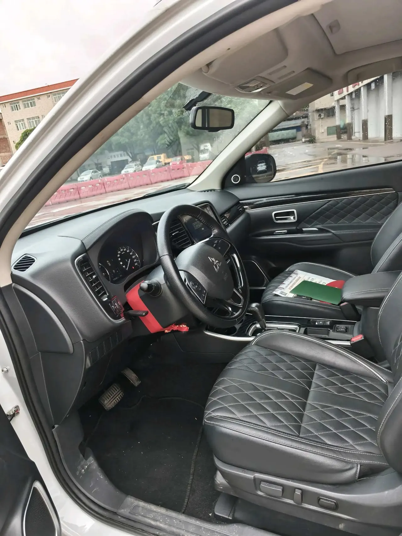 Outlander 2020 2.0L Two-Drive Enjoy Edition 7 4