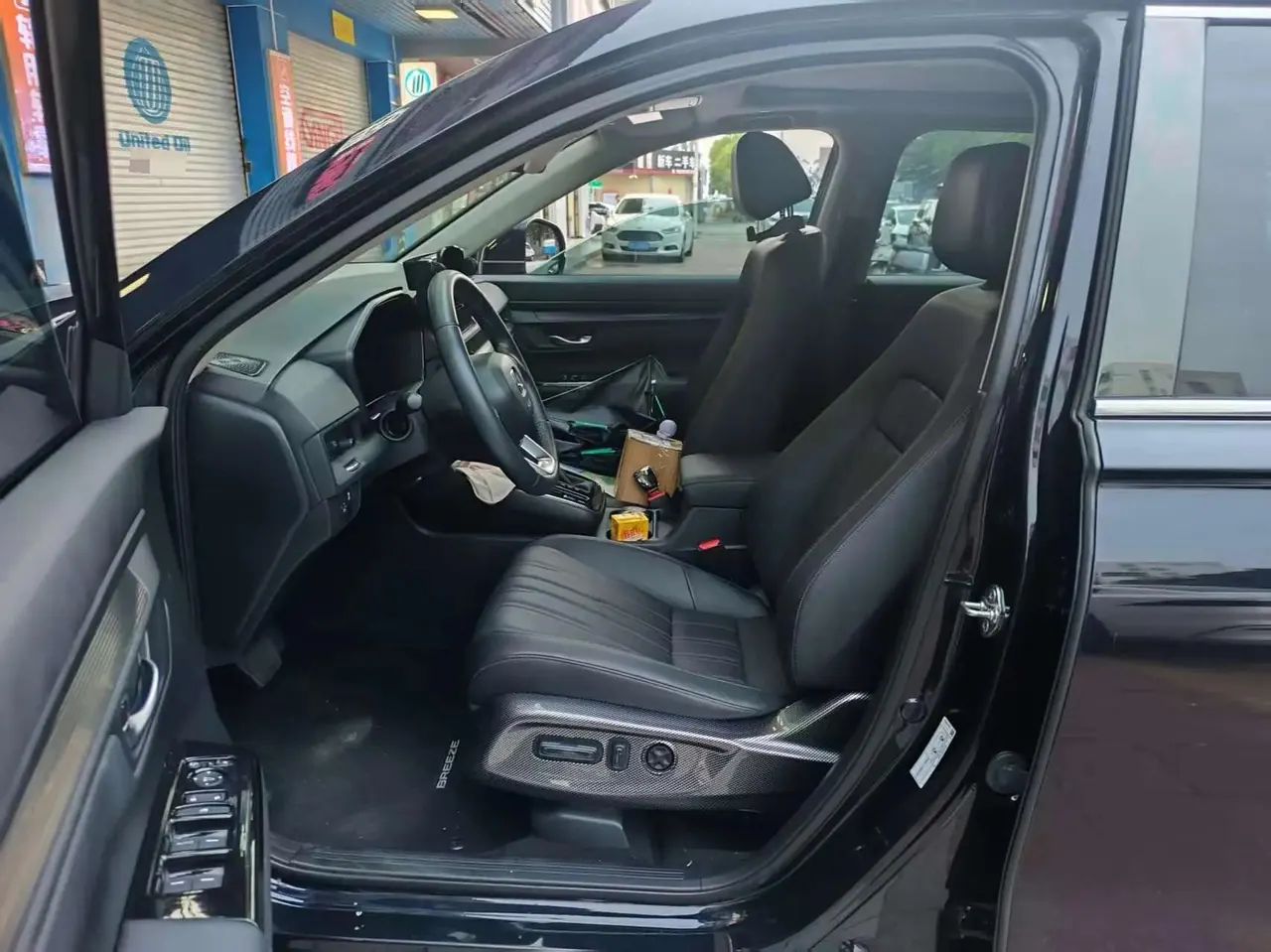 Honda 2025 BREEZE 1.5T CVT 240TURBO Two-Wheel Drive Luxury 5-Seater Automatic 4