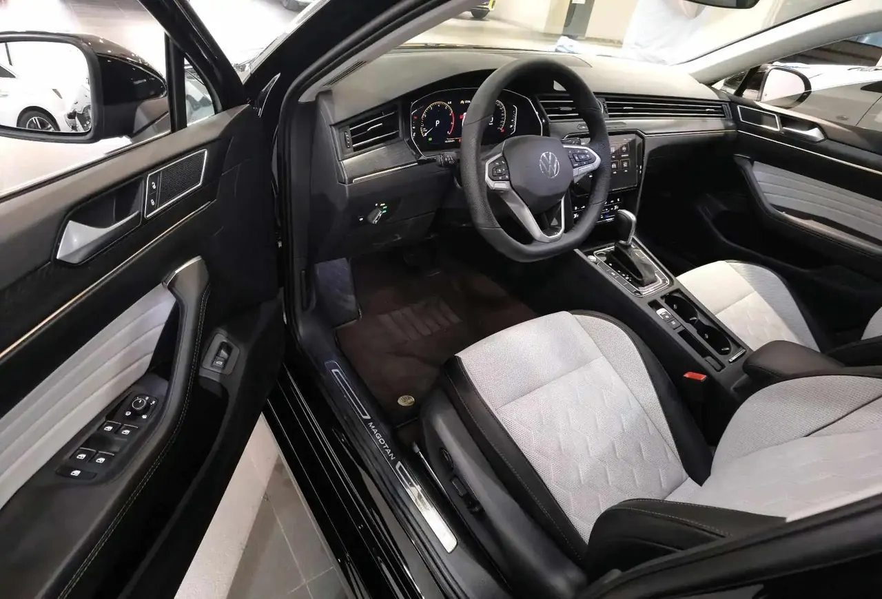 Volkswagen 2026 Magotan 2.0TSI 380TSI 30 million selected luxury automatic gear 2