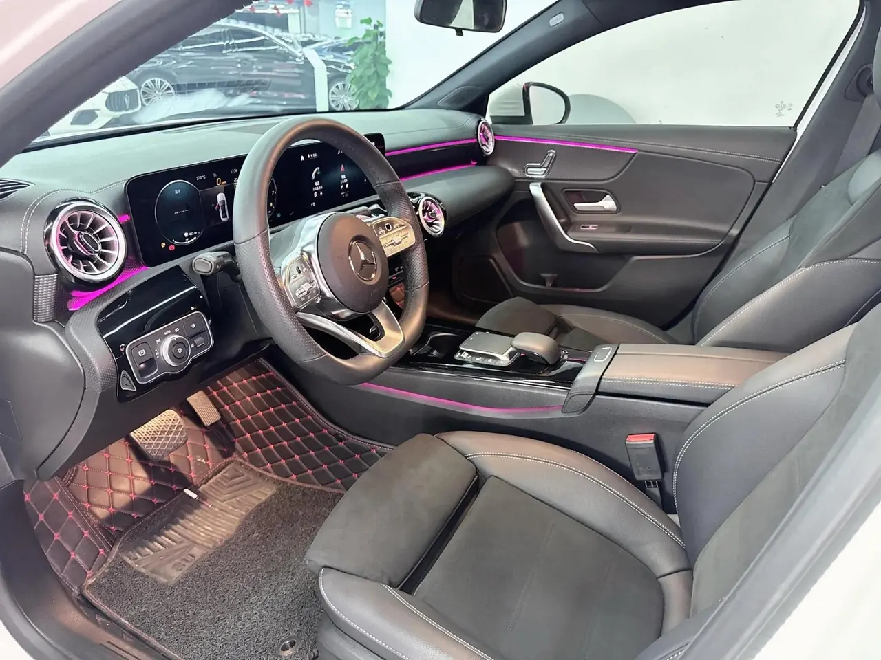 Mercedes Benz Class A 2023 A 200 L 1.3T Fashion Automatic Gear 4