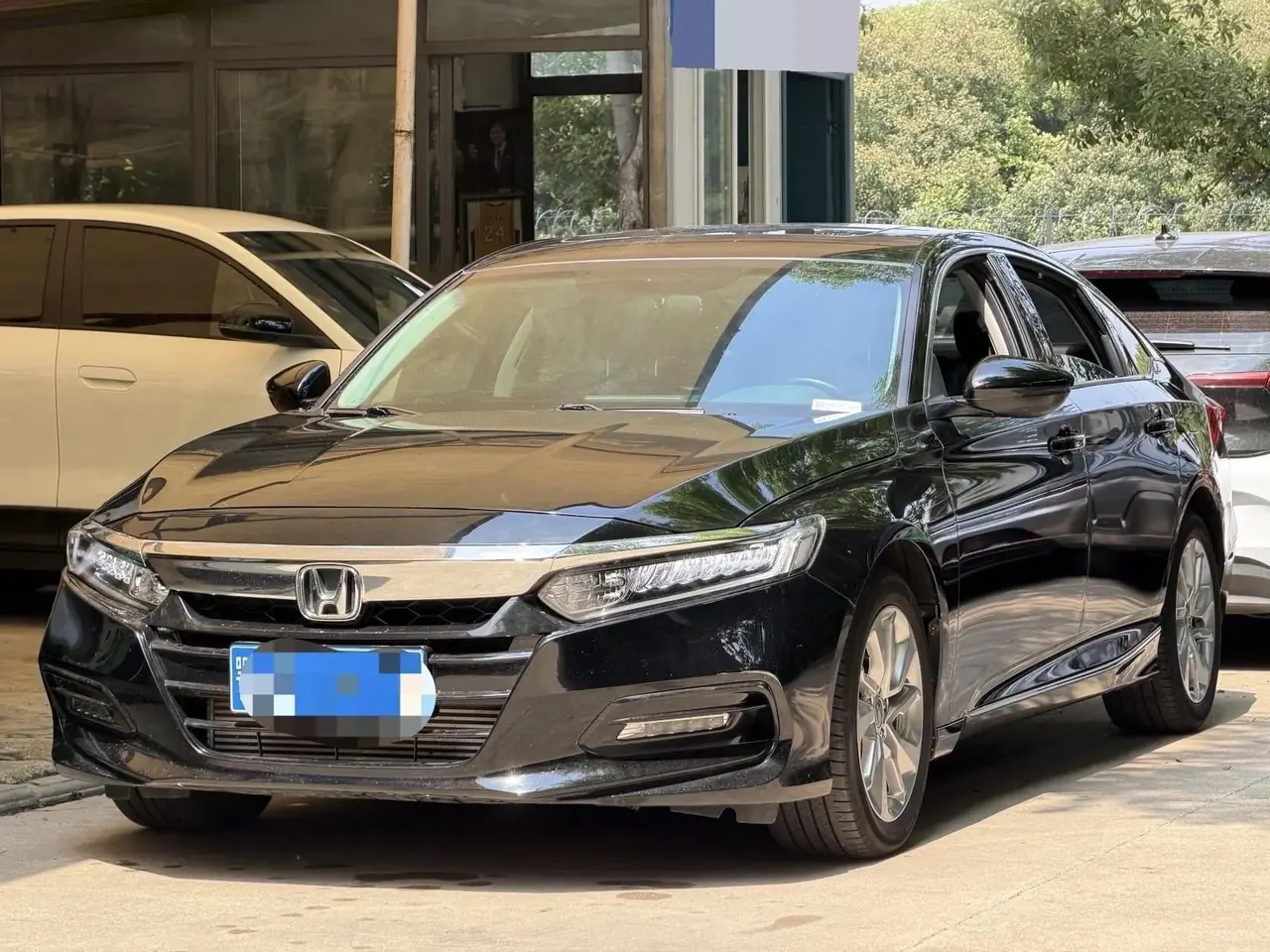 Open image lightbox: Accord 2018 260TURBO Elite Edition National V