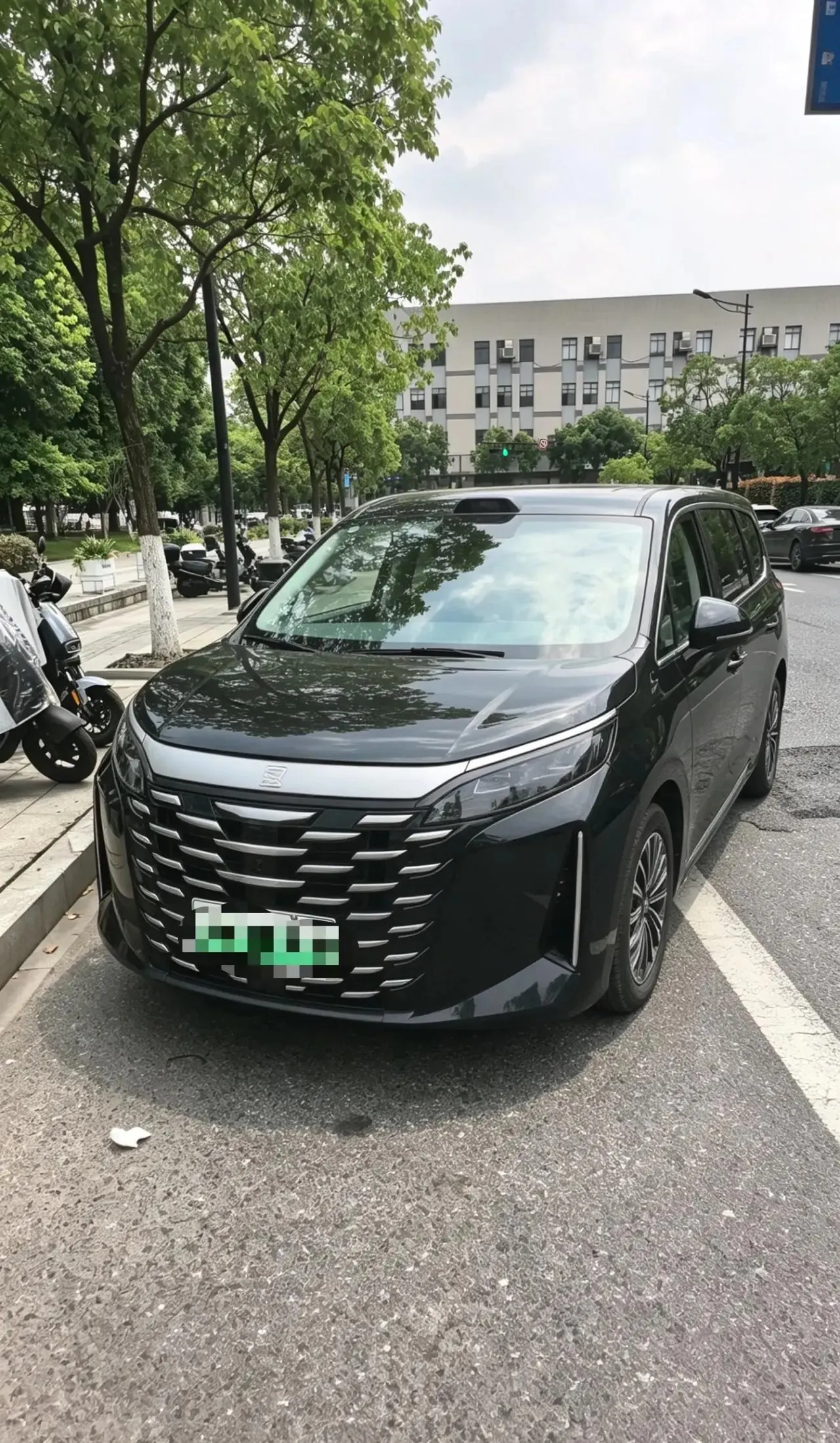 BYD 2026 summer DM-i 1.5T stepless 218km excellent automatic gear - View 1