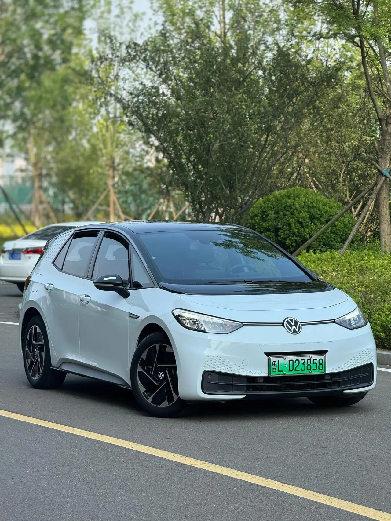 Volkswagen 2023 ID. 3 Upgraded Pure Smart Edition Automatic Gear 3