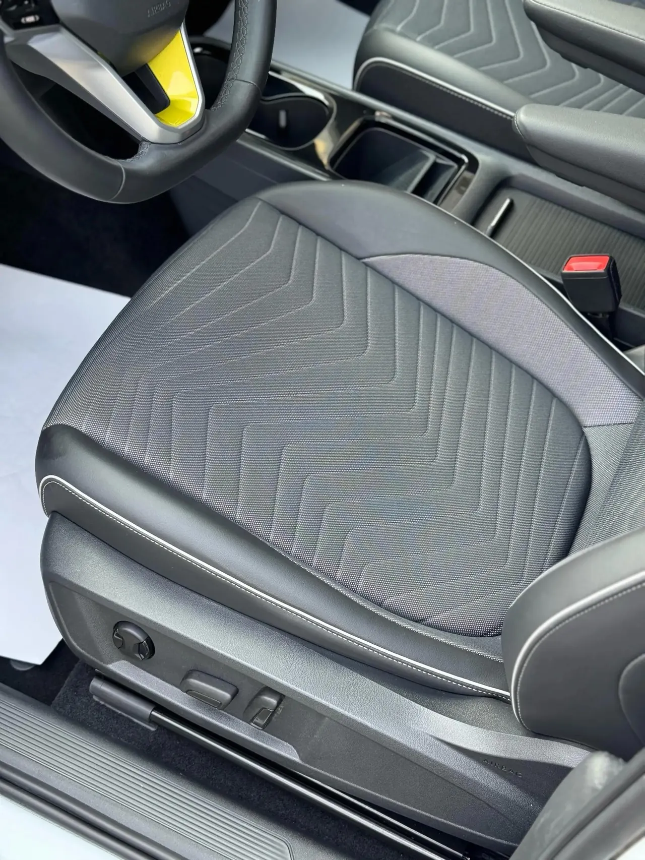 Volkswagen 2023 ID. 3 Upgraded Pure Smart Edition Automatic Gear 5