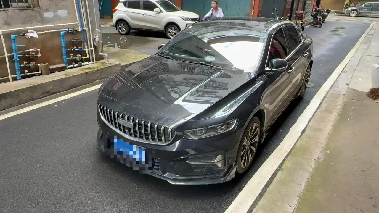 Open image lightbox: Geely 2025 Xingrui 1.5TD Oriental Yao Kunlun Edition Automatic