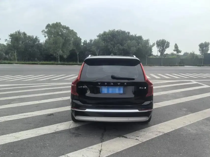 Volvo XC90 2022 B6 Zhiya Deluxe Edition 7 4