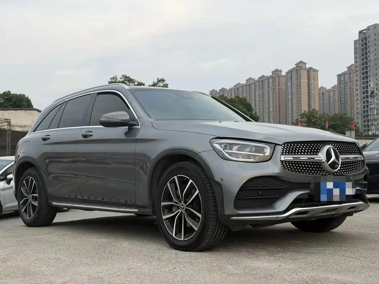 Mercedes Benz GLC 2021 model, GLC 300 L 4MATIC Sport version 3