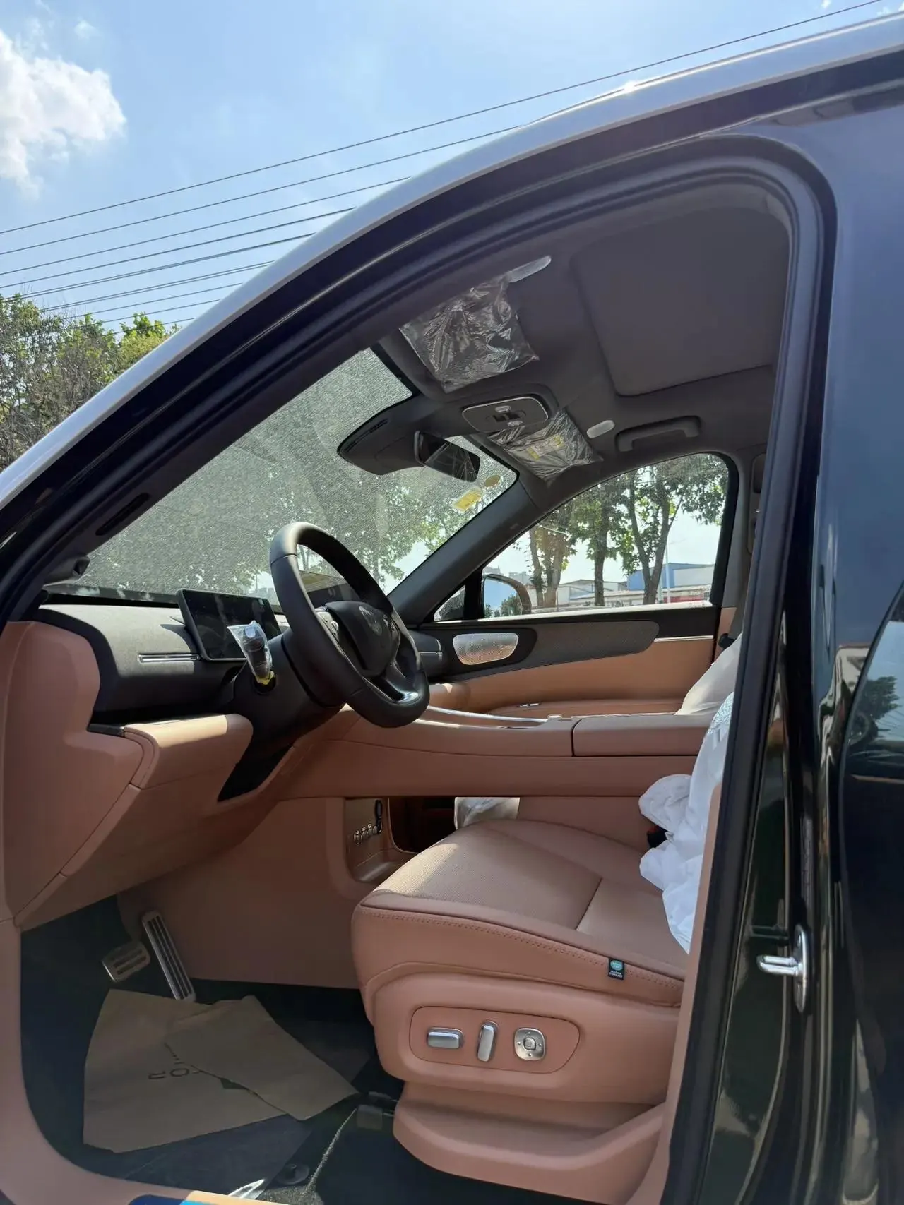 Leapmotor 2026 D 19 500 Zhizun Edition 6-seat Automatic Gear 5