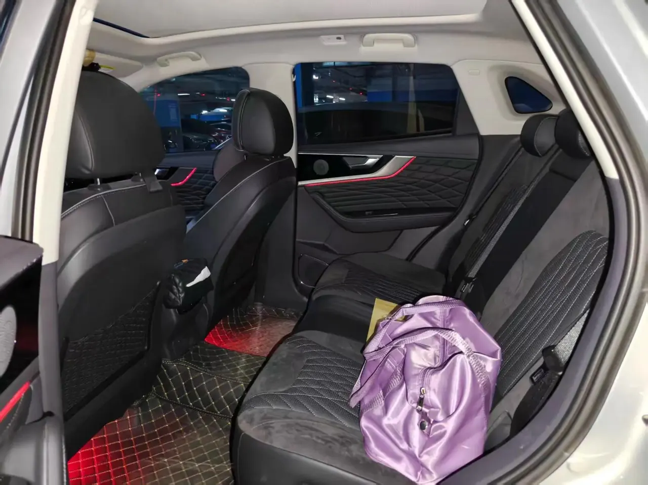 HongQi HS5 2022 model 2.0T Intelligent Connected Flag Enjoyment Edition 6