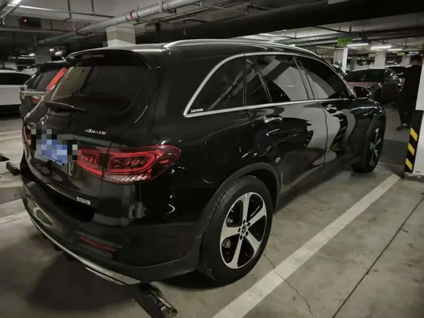 Mercedes Benz GLC 2021 GLC 260 L 4MATIC Luxury Model 2