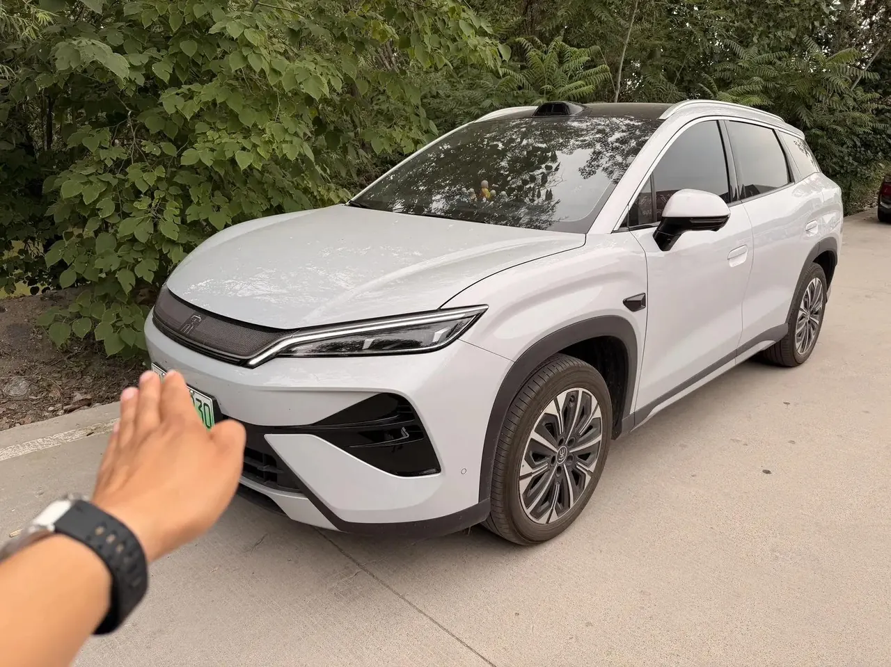 BYD 2026 Song Ultra EV 710KM Exceed Automatic Transmission - View 1