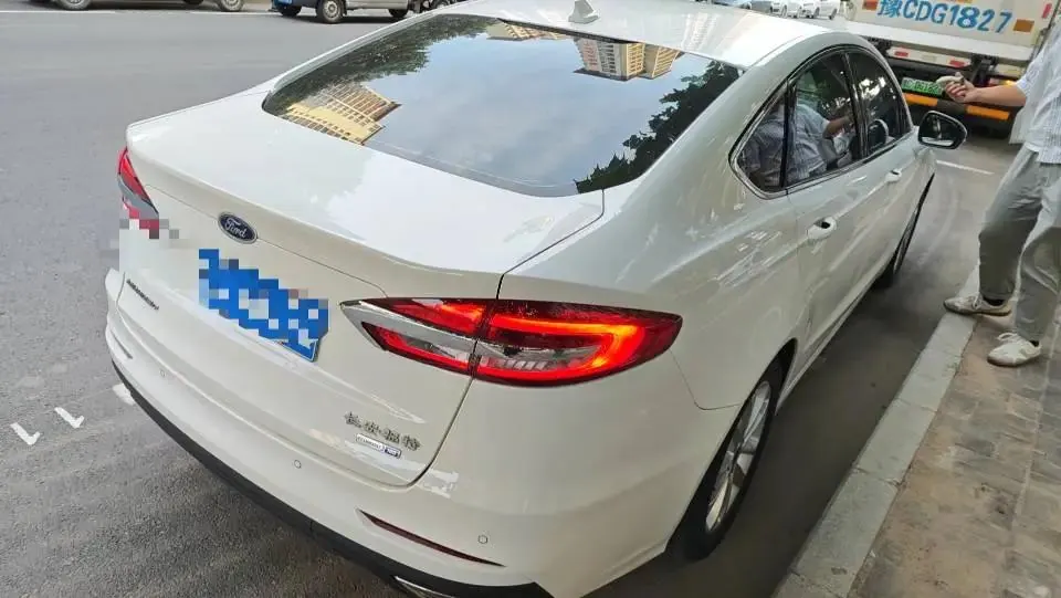 Mondeo 2020 EcoBoost 180 fashion 4