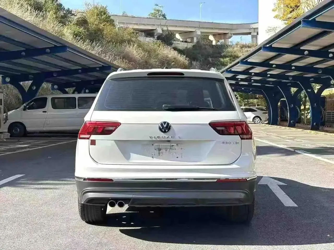 Tiguan L 2021 330TSI Automatic Two-Drive Smart Edition 2